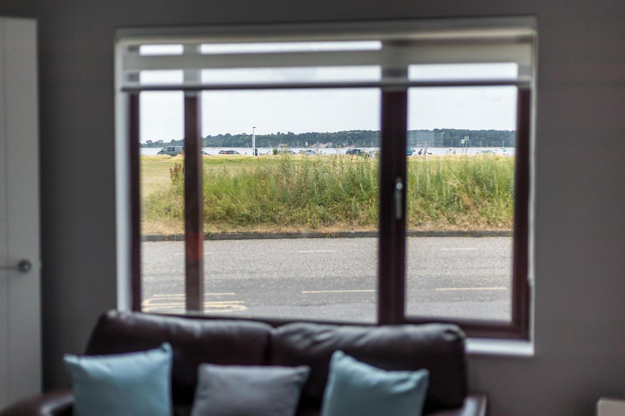 Villa Trade Winds Poole Exterior foto