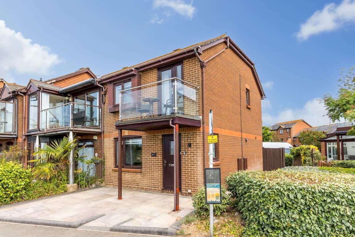 Villa Trade Winds Poole Exterior foto